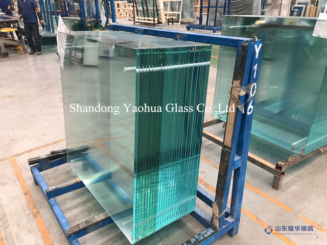 Закаленное стекло для поручней