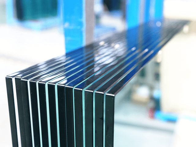 закаленное стекло