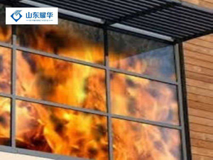 Монолитное стекло, огнестойкость 1 час.