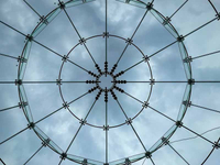 изолированное стекло мансардного окна